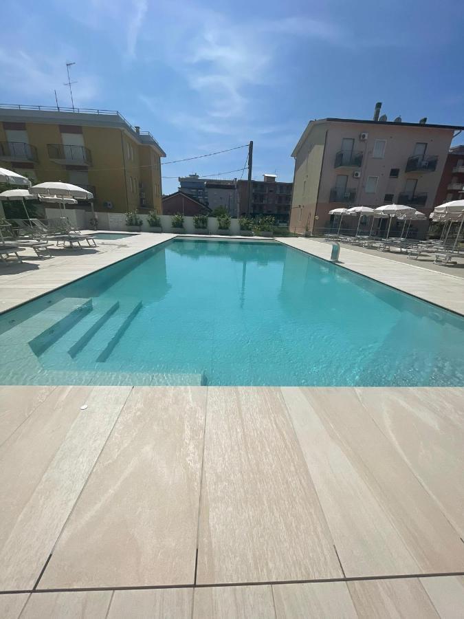 Hotel Vianello Lido di Jesolo Ngoại thất bức ảnh