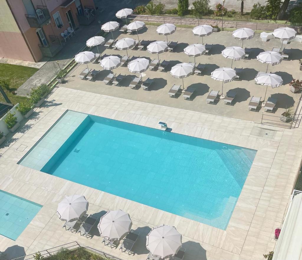 Hotel Vianello Lido di Jesolo Ngoại thất bức ảnh