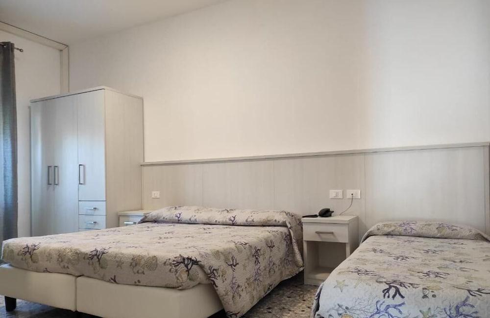 Hotel Vianello Lido di Jesolo Ngoại thất bức ảnh